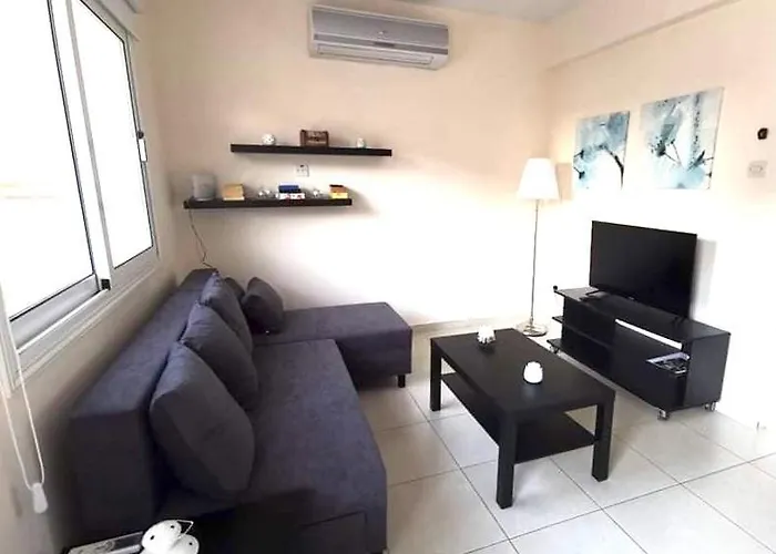 Protaras Ionian Breeze House 펜션 파라림니